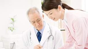 医師と看護師イメージ